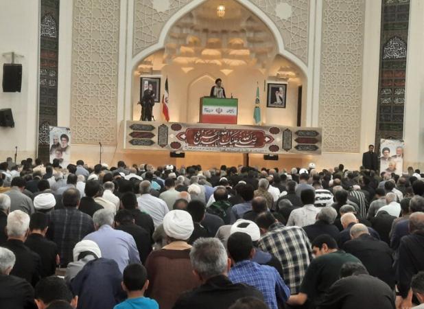 عاشورا نماد ایستادگی در برابر انحرافات دینی و اتحاد امت اسلامی است