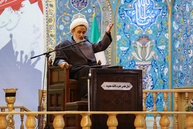 مسیر فقاهت محصول مقاومت حضرت زهرا(س) در برابر جریان‌های منحرف است