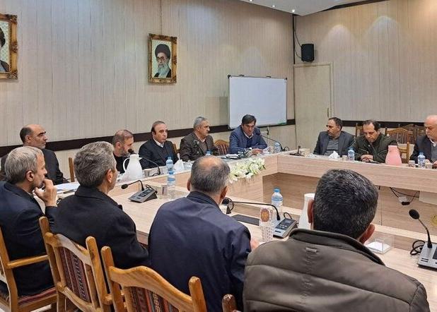 خلیلی: حمایت از واردات و تنظیم بازار با فروش مستقیم و حذف واسطه‌ها