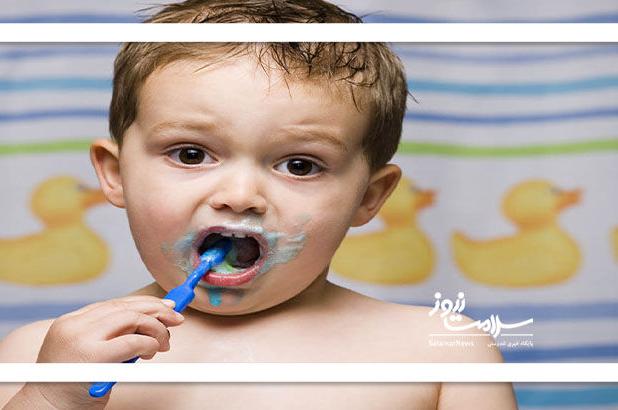 چطور مسواک‌زدن را برای کودک به بازی تبدیل کنیم؟ / راهکارهایی ساده برای والدین