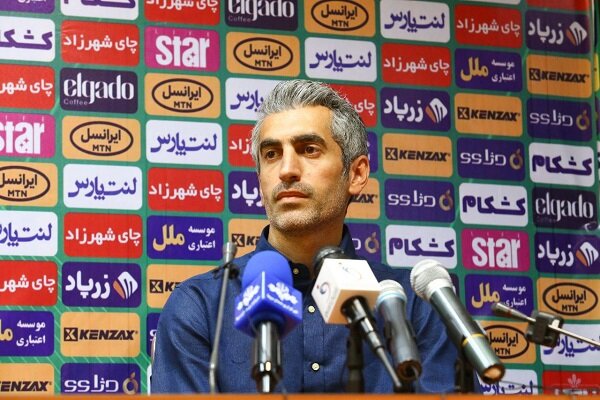 جباری: نظر همه در مورد استقلال فرق کرده؛ هر چقدر می‌گیرند نوش جانشان!