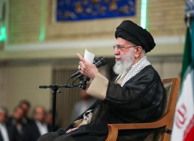 رهبر انقلاب: آموزش‌و‌پرورش یک نهاد حکومتی است