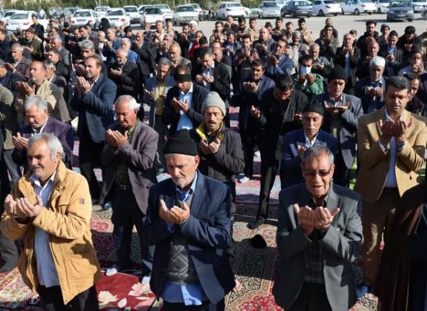 اقامه نماز باران در ممسنی فارس