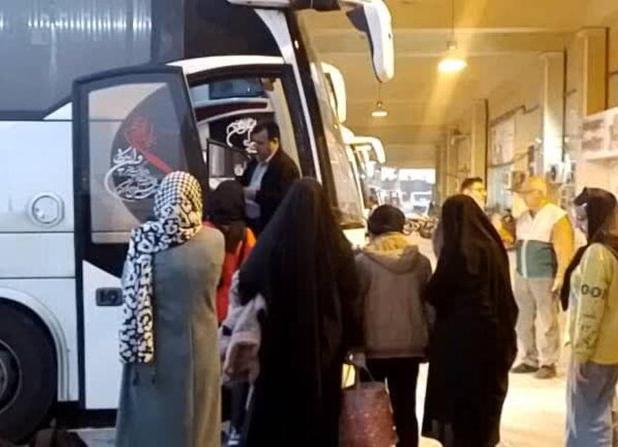 ۳۰ خانواده دارای فرد معلول از بوشهر به مشهد اعزام شدند