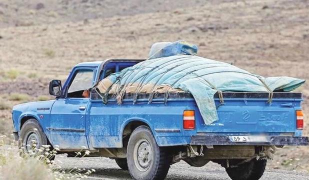 توقیف کاروان نیسان‌های قاچاقچی در رودان