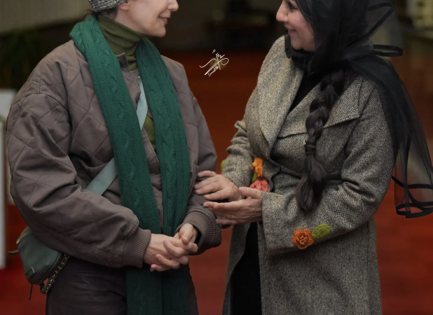 ستاره‌ها در پردیس چارسو برای «آن سوی حصارهای لاله‌زار»