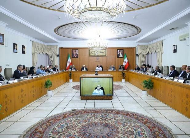 پزشکیان بر مقابله سریع با رانت و قاچاق تأکید کرد