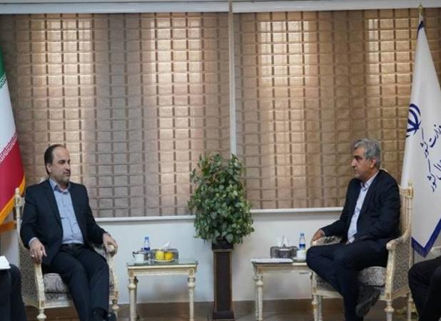 کاهش مراجعه بیمه‌شدگان با توسعه سرویس‌های ثبت احوال