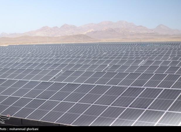 آغاز عملیات اجرایی احداث نیروگاه خورشیدی ۱۵ مگاواتی در استان تهران
