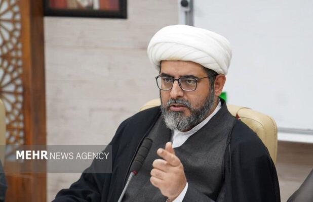 پویش ملی زندگی با آیه‌ها، تکلیف قرآنی رهبر انقلاب است