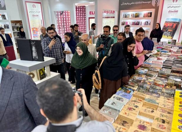 بازدید سخنگوی دولت از نمایشگاه کتاب