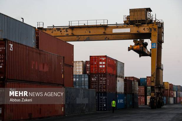 رکورد تخلیه ۷۴ هزار تن کالای اساسی در ۲.۷ روز شکسته شد