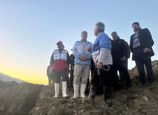 ساجدی‌نیا: رفع شکستگی خط انتقال آب خنج با جدیت پیگیری می‌شود