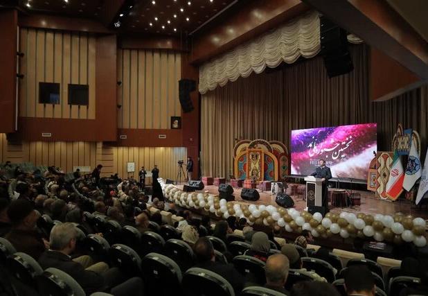 اختتامیه جشنواره ملی نمد در شهرکرد برگزار شد 