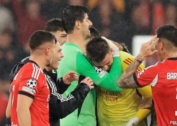 به وجد آمدن آقای خاص از حرکت سنگربان رئال