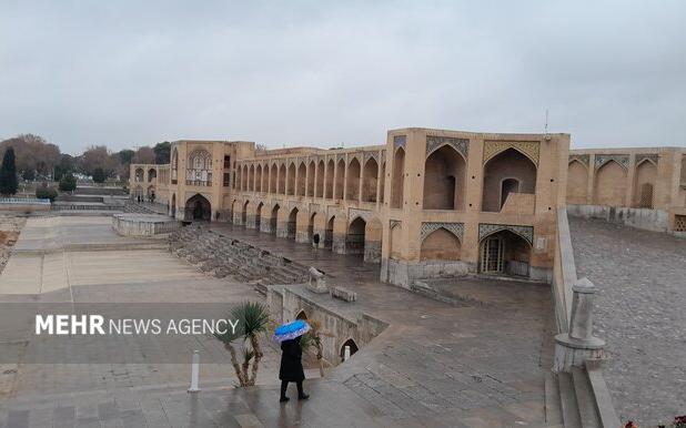 هوای اصفهان پاک است