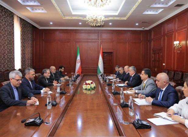 تاکید عراقچی بر اقدام فوری جامعه جهانی برای توقف جنایات رژیم صهیونیستی