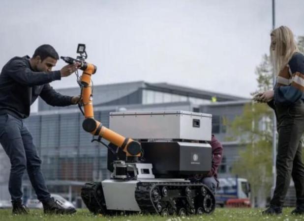 ربات در محیط‌های خطرناک هسته‌ای جایگزین انسان می‌شود