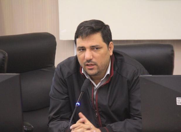 انتقال آب در ۶۰۰ هکتار باغ در کوهرنگ اجرا می‌شود
