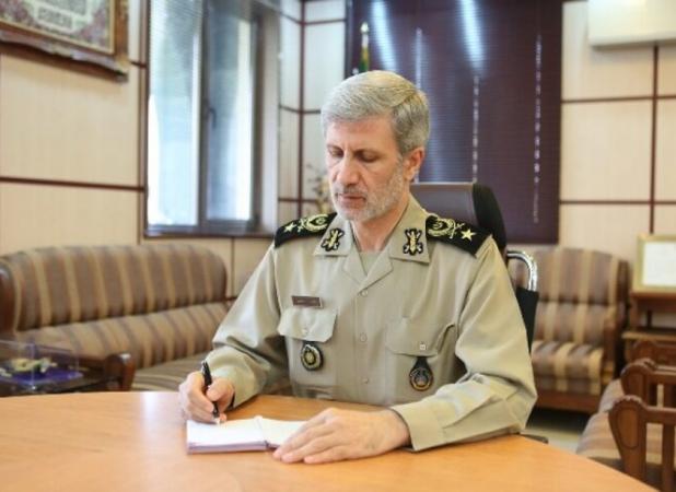 امیر سرتیپ حاتمی درگذشت والده شهیدان جوادنیا را تسلیت گفت
