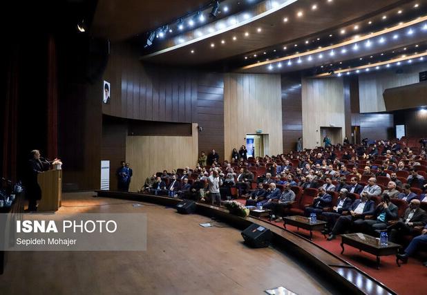 10 هزار قانون اضافی در کشور وجود دارد