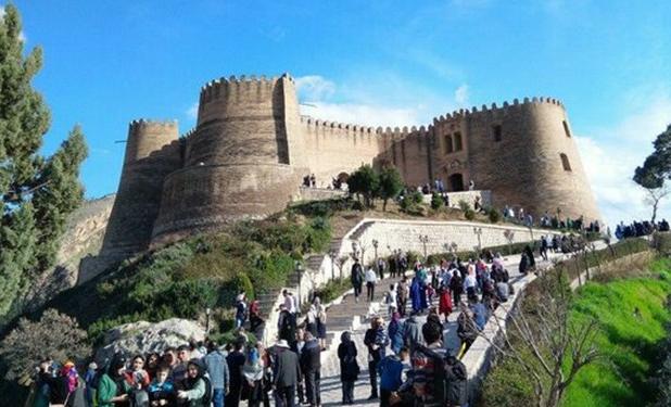 صادرات خدمات گردشگری به مهار تورم کمک می‌کند