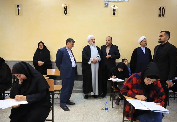 رقابت ۳۱۹۲ شرکت‌کننده کرمانی در آزمون استخدامی قوه قضائیه