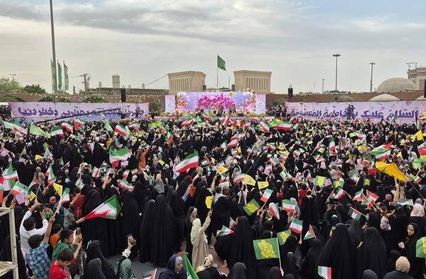 اجرای علی العطار از لبنان در برنامه جشن محفل در قم