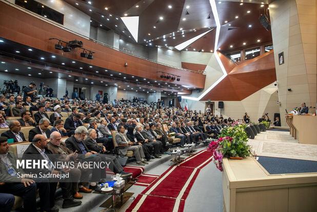 پژوهش مسئله‌محور؛ هدف نشست ۳۰۰ معاون پژوهشی دانشگاه آزاد