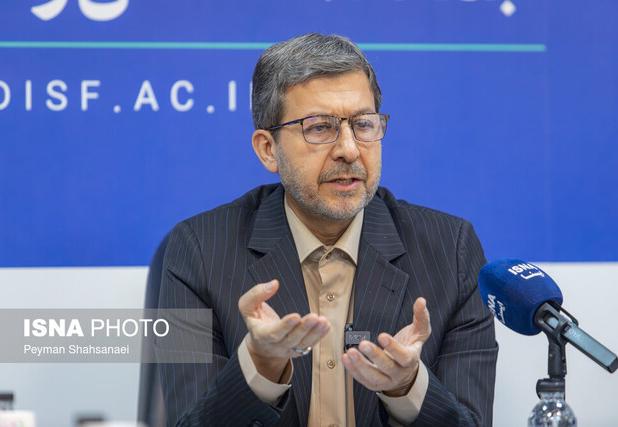 استاندار اصفهان: دانشگاه باید از حاشیه نظارت به متن تصمیم‌سازی و حل مسائل مردم وارد شود