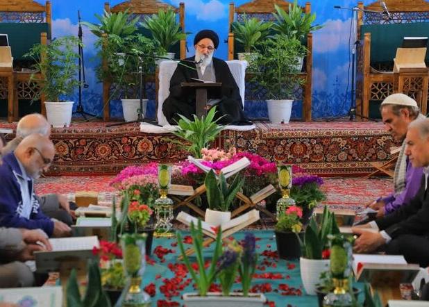 حالت خوف‌ و رجا باید در انسان توازن داشته باشد