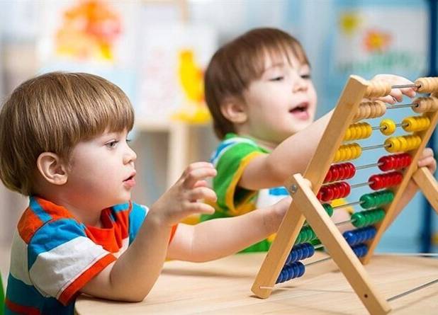 نقش ژنتیک و تربیت در رشد کودک جدایی‌ناپذیر است/ دلبستگی ایمن، پایه سلامت روان در تمام عمر