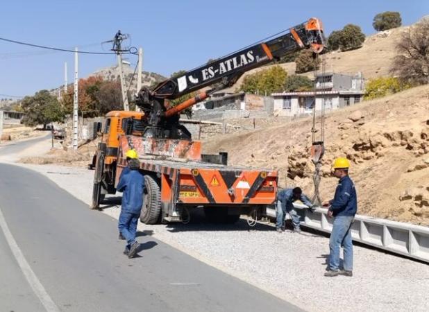 اصلاح و بهینه‌سازی شبکه‌های توزیع برق در ۸ روستای شهرستان فلارد   