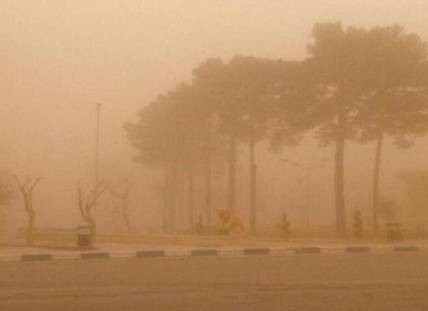 بوشهر در محاصره ریزگردها؛ شاخص کیفیت هوا از مرز خطرناک ۵۰۰ گذشت