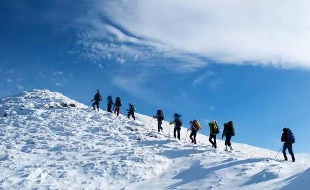 مدیریت بحران کردستان: کوهنوردان از صعود به ارتفاعات خودداری کنند