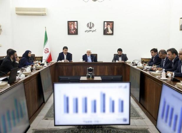 عارف: مردم باید  اثر فناوری را در زندگی خود احساس کنند