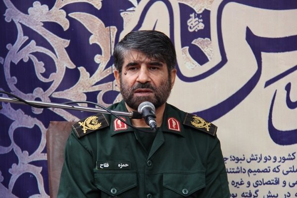 شهید رئیسی با روحیه جهادی کشور را از بحران ها عبور داد