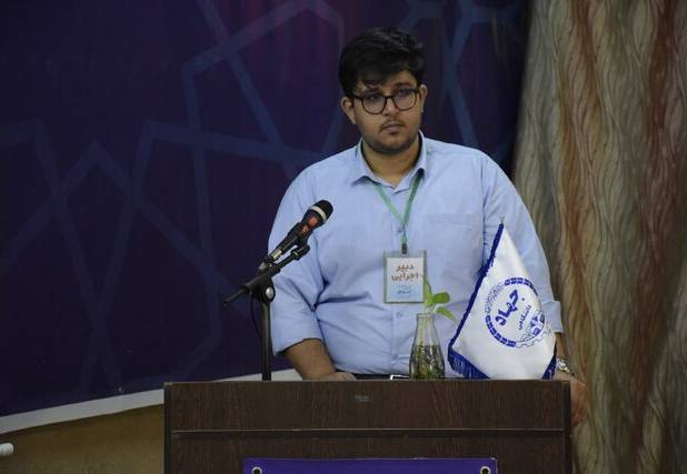 فعال ادوار دانشجویی: جوانان در تصمیم‌سازی‌ها حضور واقعی داشته باشند