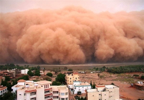 ایران درمحاصره ۲۷۰میلیون هکتار کانون گرد و خاک