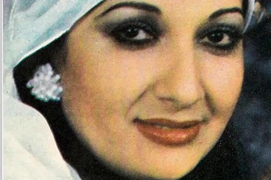 تصویری دیده نشده از «فیروزه» خواننده قبلِ انقلاب در ۷۲ سالگی
