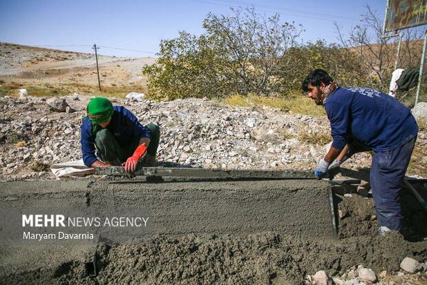 ساخت و مرمت خانه محرومان قم با حضور جهادگران بسیج کارگری