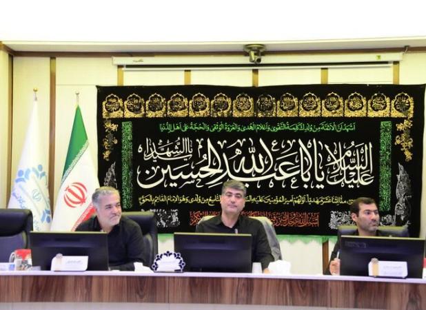 تحصن آرام و مدنی متقاضیان ۸۱۰۰ واحدی اراک زنگ هشداری برای مسئولان است