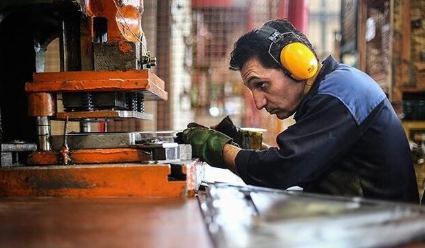 مدیریت کارخانه ها را به افرادنخبه و کارآفرین واگذارکنید