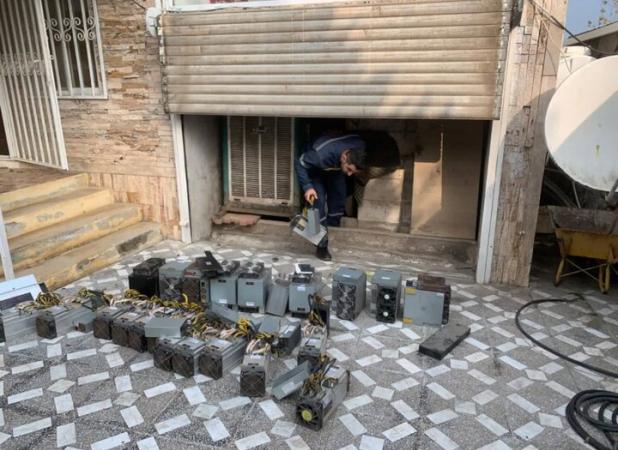 ۲۳ دستگاه ماینر غیرمجاز در چمستان کشف سد