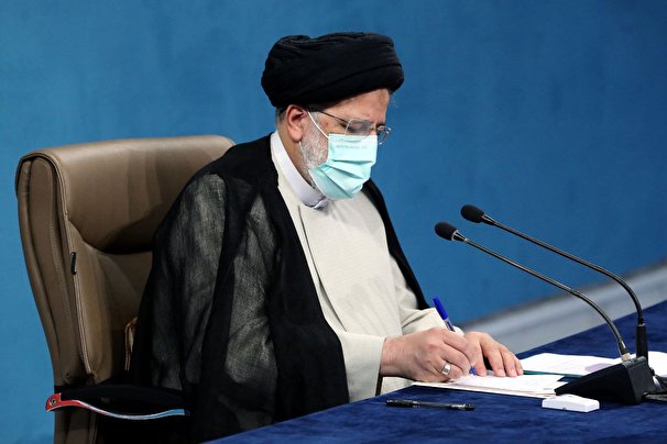 شرکت‌های ایرانی واکسن‌های مازاد را صادر کنند