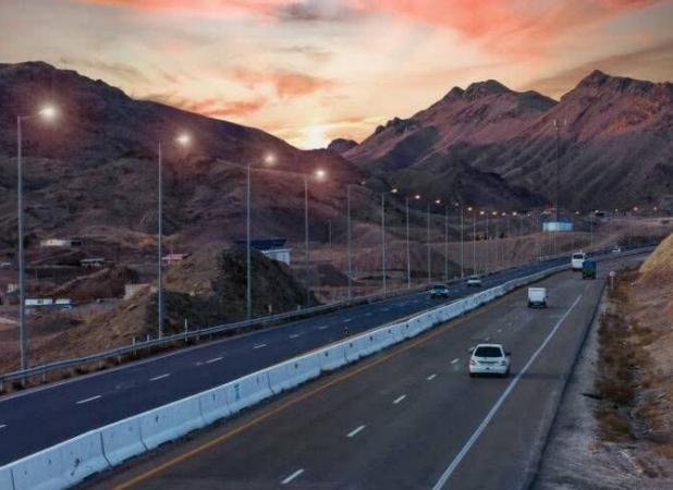 اجرای ۴ پروژه روشنایی در محورهای خراسان جنوبی برای افزایش ایمنی