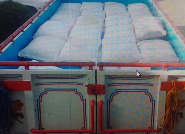 کشف ۲ کامیون کود شیمیایی کشاورزی بدون مجوز در مرز خسروی