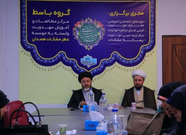 مربیان مدارس پرچمدار ترویج معارف امام زمان (عج) هستند
