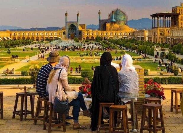 پنج آژانس مسافرتی اصفهان، سفیر گردشگری ایران در نمایشگاه فیتور مادرید