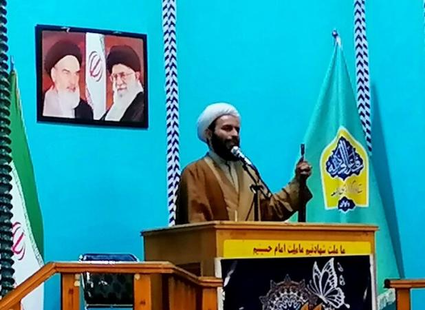 امام جمعه واوان: مهار تورم و ساماندهی بازار مطالبه جدی مردم است